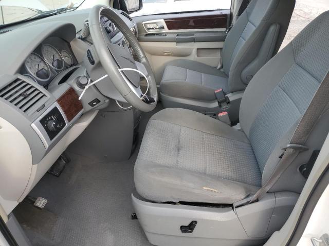 2A4RR5D11AR480175 - 2010 CHRYSLER TOWN & COU TOURING WHITE photo 7