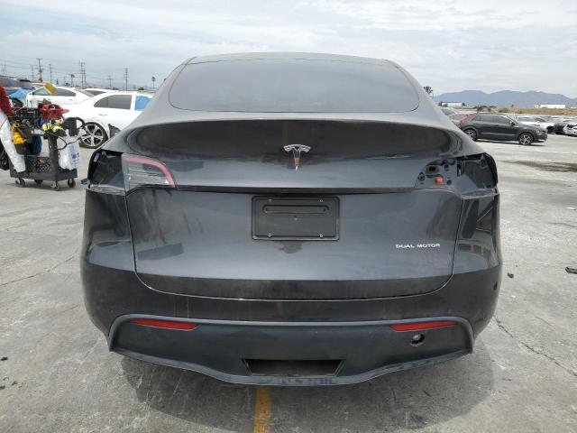 7SAYGDEEXRF180874 - 2024 TESLA MODEL Y CHARCOAL photo 6