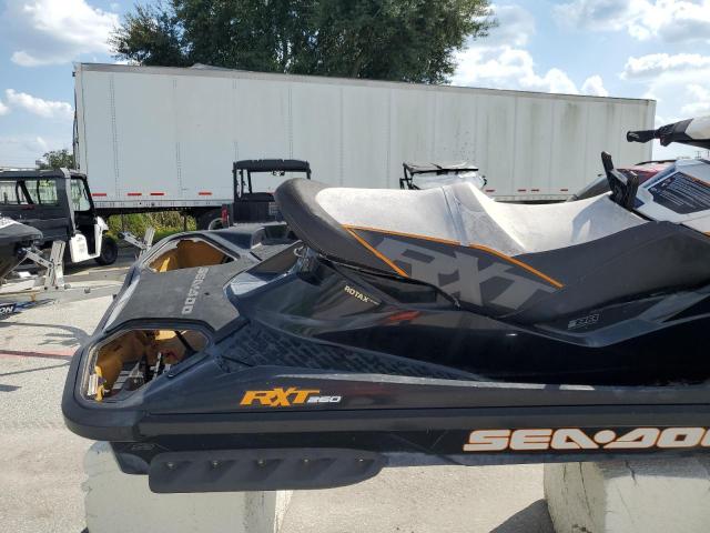 YDV265711314 - 2014 YDV JET SKI TWO TONE photo 6