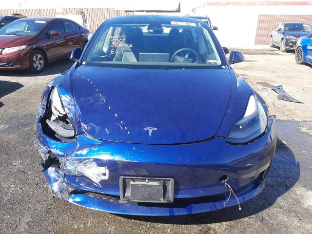 5YJ3E1EA1NF370498 - 2022 TESLA MODEL 3 BLUE photo 5