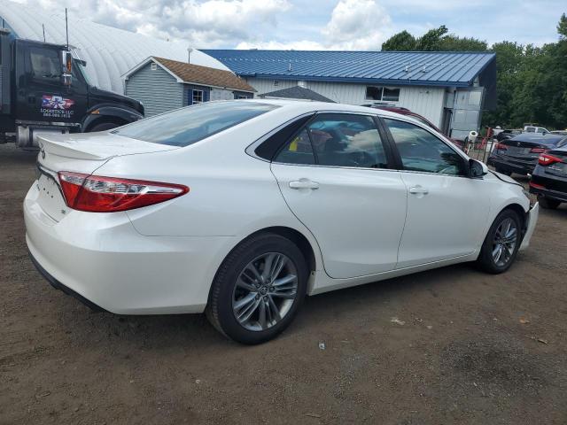 4T1BF1FK3FU485768 - 2015 TOYOTA CAMRY LE WHITE photo 3
