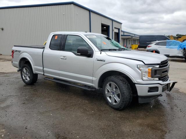 1FTEX1EPXJFC12920 - 2018 FORD F150 SUPER CAB SILVER photo 4