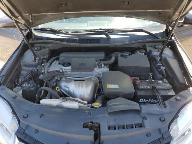 4T1BF1FK0GU503404 - 2016 TOYOTA CAMRY LE GRAY photo 11