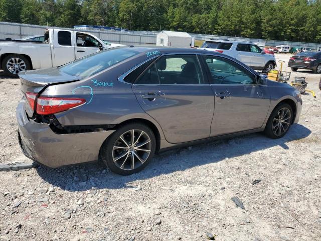 4T1BF1FK0GU503404 - 2016 TOYOTA CAMRY LE GRAY photo 3