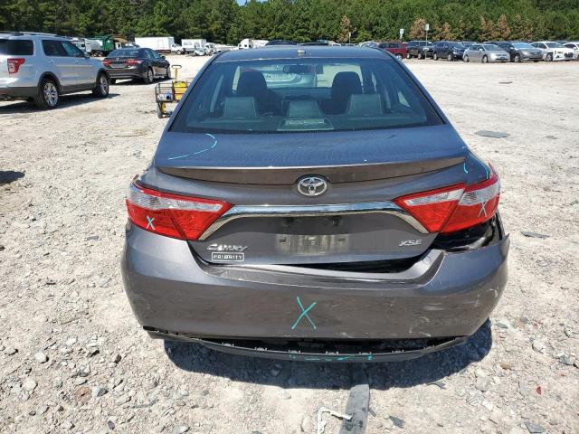 4T1BF1FK0GU503404 - 2016 TOYOTA CAMRY LE GRAY photo 6