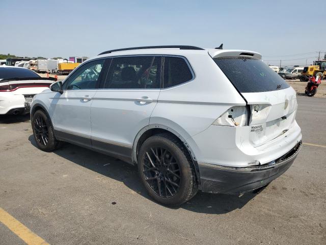 3VV3B7AX4JM073013 - 2018 VOLKSWAGEN TIGUAN SE 白色 照片 2