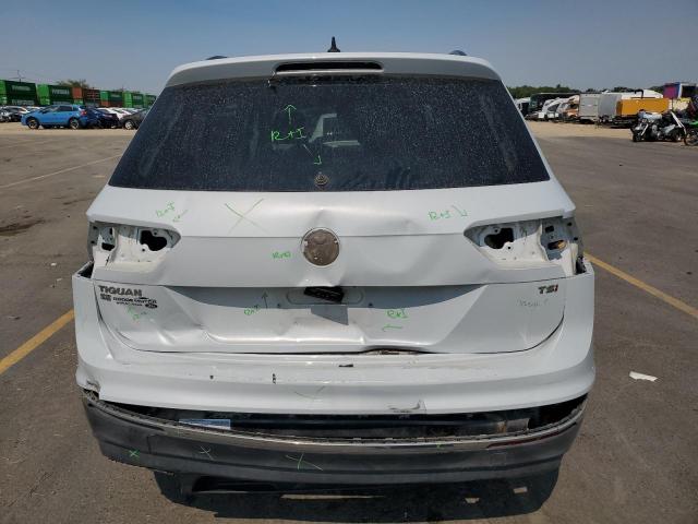 3VV3B7AX4JM073013 - 2018 VOLKSWAGEN TIGUAN SE 白色 照片 6