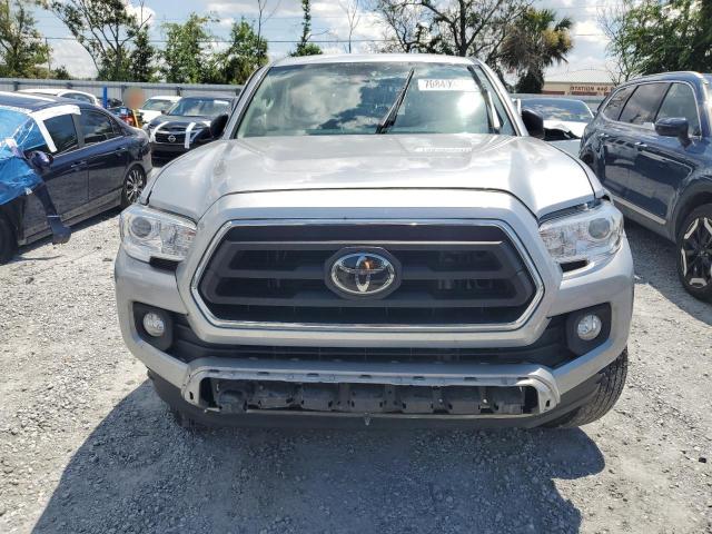 3TMAZ5CN8PM204387 - 2023 TOYOTA TACOMA DOUBLE CAB 银色 照片 5