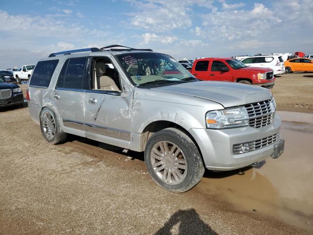 5LMFU28577LJ05890 - 2007 LINCOLN NAVIGATOR 银色 照片 4