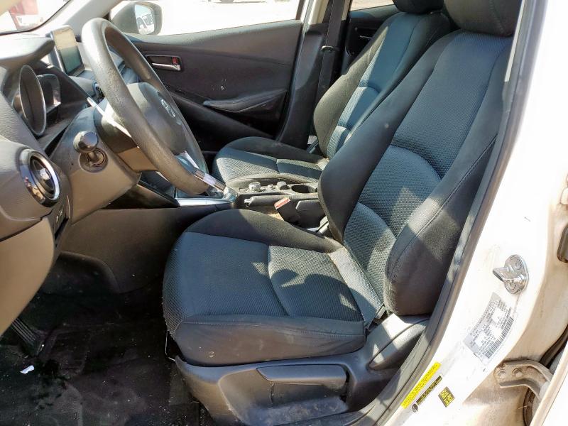 3MYDLBZV1GY109488 - 2016 TOYOTA SCION IA WHITE photo 7