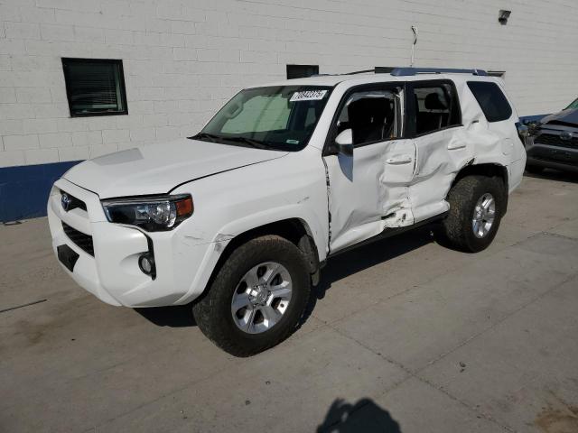 2017 TOYOTA 4RUNNER SR5/SR5 PREMIUM, 