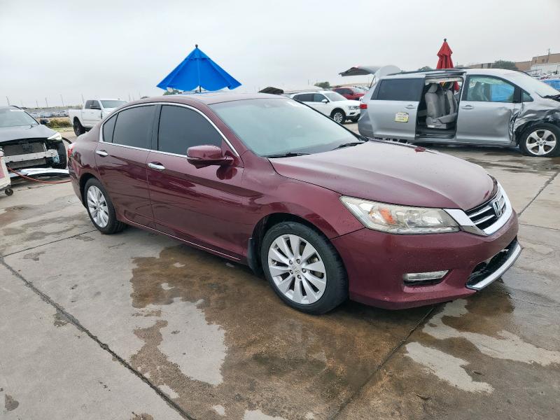 1HGCR3F96DA035993 - 2013 HONDA ACCORD TOURING BURGUNDY photo 4