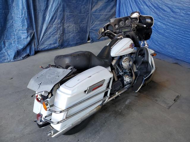 1HD1FC4127Y677584 - 2007 HARLEY-DAVIDSON FLHTCUI თეთრი ფოტო 4