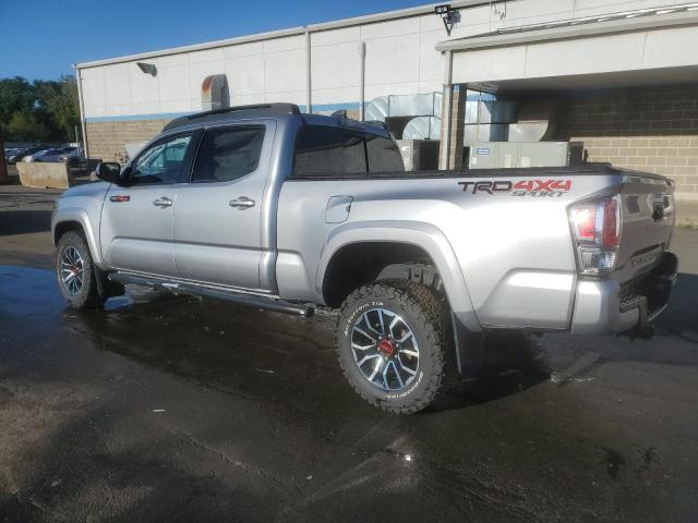 3TMDZ5BN3MM106782 - 2021 TOYOTA TACOMA DOUBLE CAB ვერცხლისფერი ფოტო 2