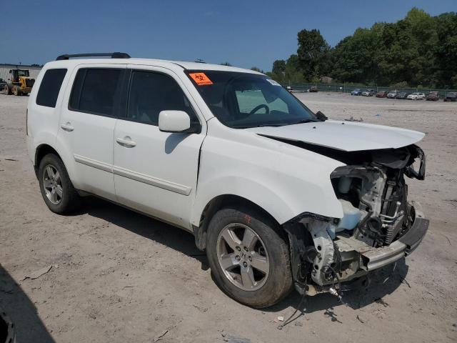 5FNYF3H44BB049345 - 2011 HONDA PILOT EX WHITE photo 4