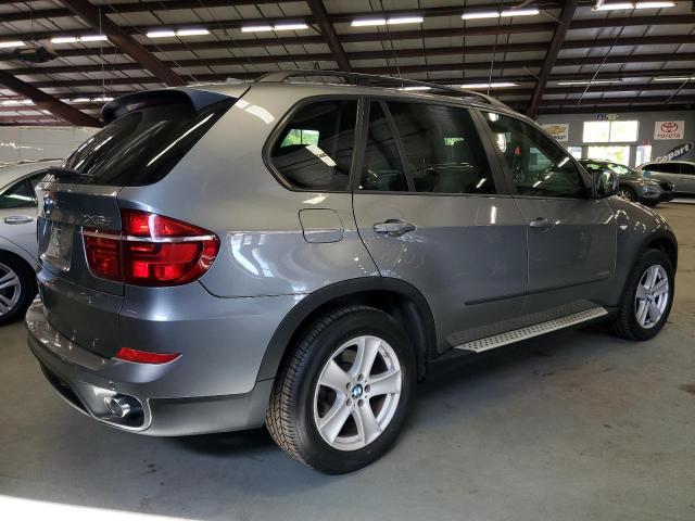 5UXZW0C56CL672868 - 2012 BMW X5 XDRIVE35D GRAY photo 3