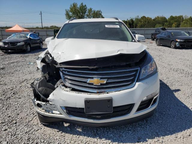 1GNKRGKD6HJ164969 - 2017 CHEVROLET TRAVERSE LT WHITE photo 5