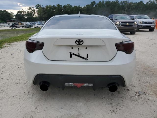 JF1ZNAA11F8711437 - 2015 TOYOTA SCION FR-S 白色 照片 6
