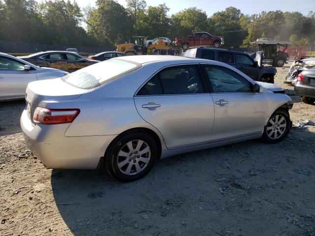 4T1BK46K97U521137 - 2007 TOYOTA CAMRY LE SILVER photo 3