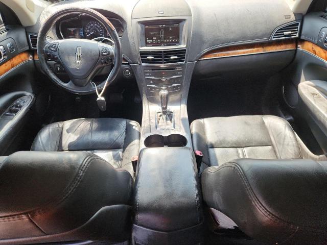 2LMHJ5AT2FBL02032 - 2015 LINCOLN MKT BLACK photo 8