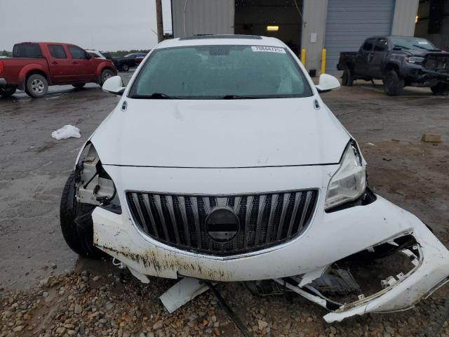 2G4GK5EX1G9130084 - 2016 BUICK REGAL WHITE photo 5