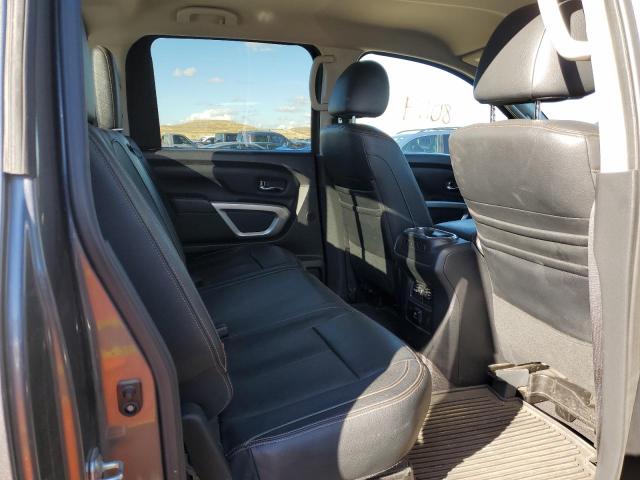 1N6AA1E59HN570683 - 2017 NISSAN TITAN SV GRAY photo 10