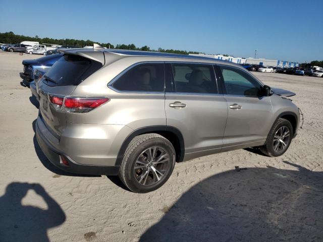 5TDKKRFH2GS142748 - 2016 TOYOTA HIGHLANDER XLE Braun Foto 3