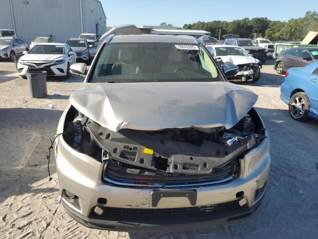 5TDKKRFH2GS142748 - 2016 TOYOTA HIGHLANDER XLE Braun Foto 5