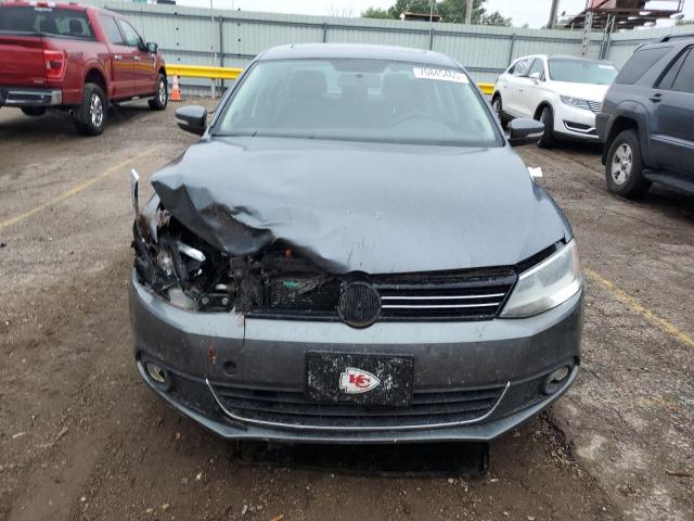 3VWLL7AJ8DM426247 - 2013 VOLKSWAGEN JETTA TDI GRAY photo 5