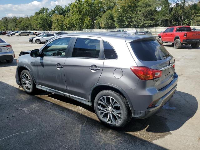 JA4AR3AW0JU018209 - 2018 MITSUBISHI OUTLANDER ES GRAY photo 2