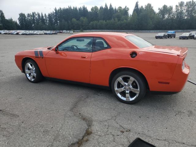 2B3LJ54T59H601703 - 2009 DODGE CHALLENGER R/T ORANGE photo 2
