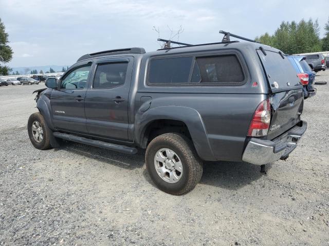 3TMLU4EN6FM168809 - 2015 TOYOTA TACOMA DOUBLE CAB ნაცრისფერი ფოტო 2