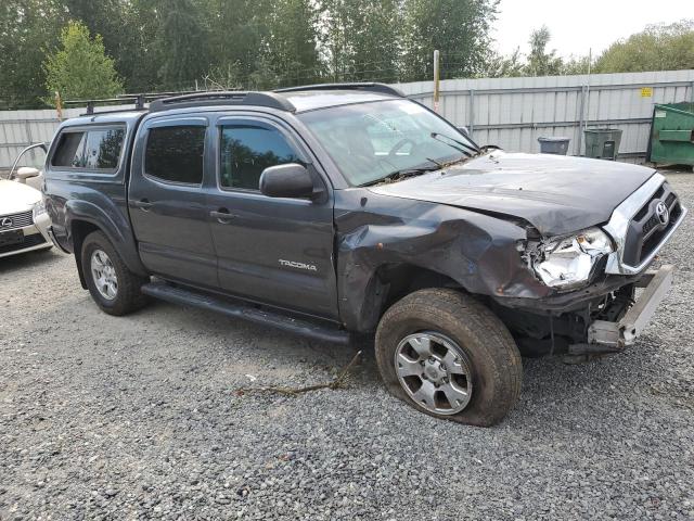 3TMLU4EN6FM168809 - 2015 TOYOTA TACOMA DOUBLE CAB ნაცრისფერი ფოტო 4