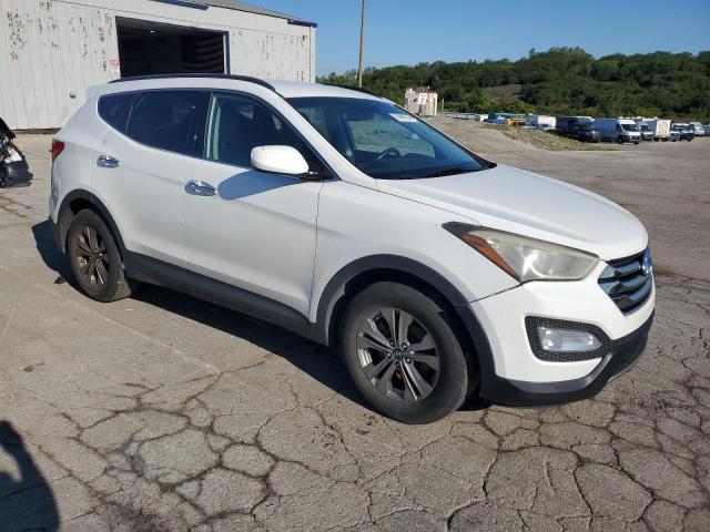 5XYZU3LBXFG261911 - 2015 HYUNDAI SANTA FE S WHITE photo 4