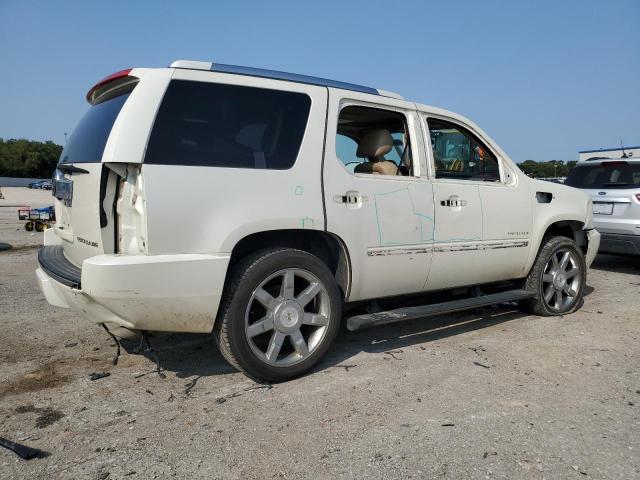 1GYS3BEF4CR106048 - 2012 CADILLAC ESCALADE LUXURY Blanco foto 3