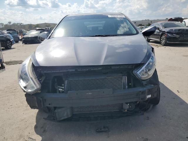 KMHCT4AE4HU176202 - 2017 HYUNDAI ACCENT SE GRAY photo 5