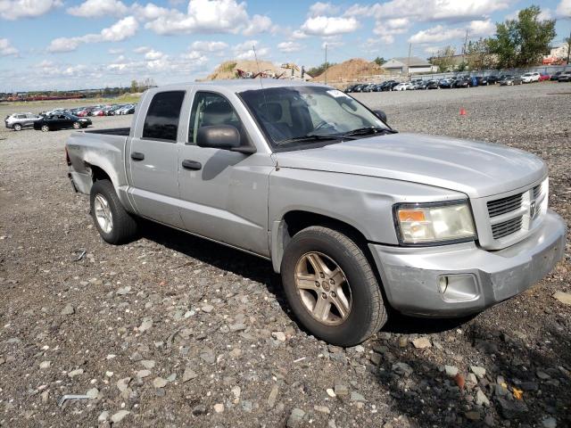 1D7HW68N08S537185 - 2008 DODGE DAKOTA SPORT SILVER photo 4