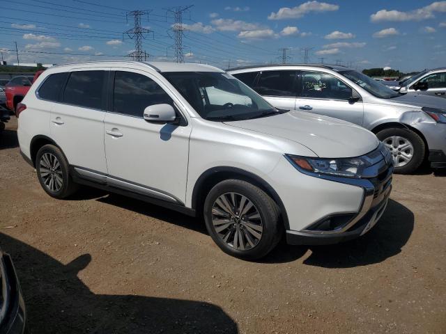 JA4AD3A30KZ010748 - 2019 MITSUBISHI OUTLANDER SE WHITE photo 4