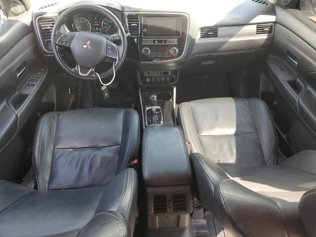 JA4AD3A30KZ010748 - 2019 MITSUBISHI OUTLANDER SE WHITE photo 8