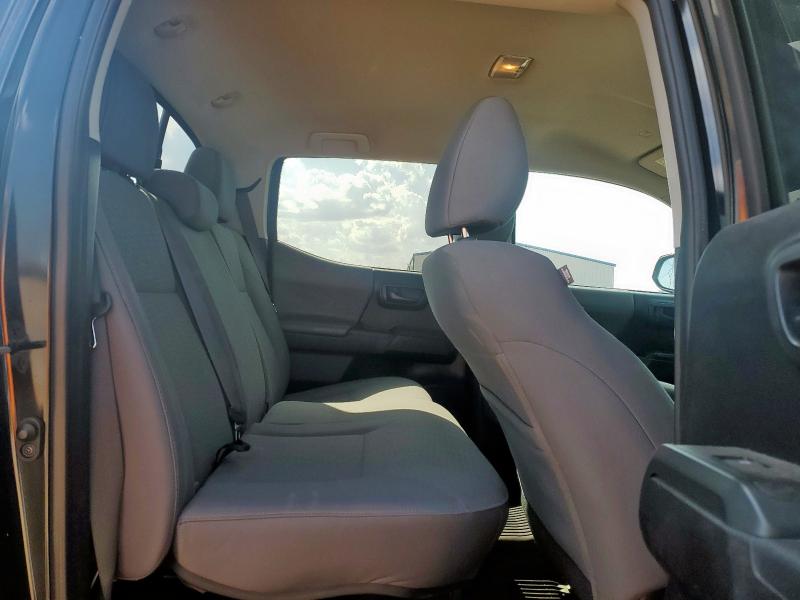 3TMCZ5AN4KM275042 - 2019 TOYOTA TACOMA DOUBLE CAB 黑色 照片 10