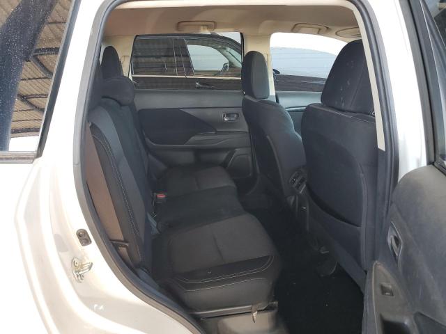 JA4AD2A36KZ009145 - 2019 MITSUBISHI OUTLANDER ES თეთრი ფოტო 10