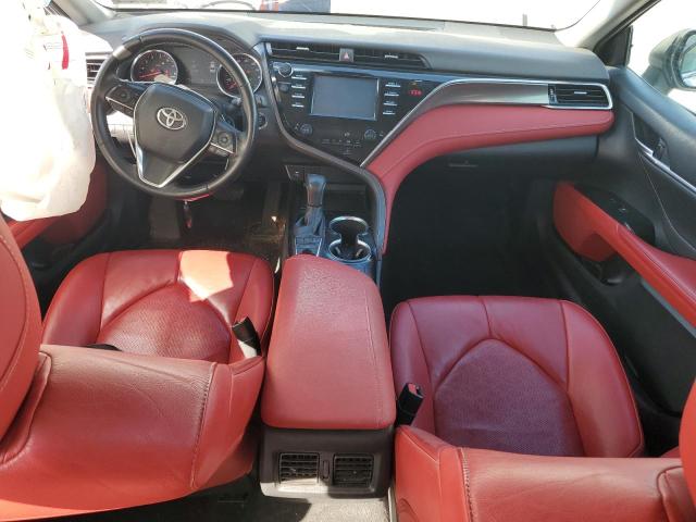 4T1B61HK5JU147293 - 2018 TOYOTA CAMRY XSE WHITE photo 8