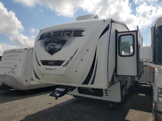 5ZT3SR3B0L6103475 - 2020 FOREST RIVER SABRE COBALT 38DBQ WHITE photo 2