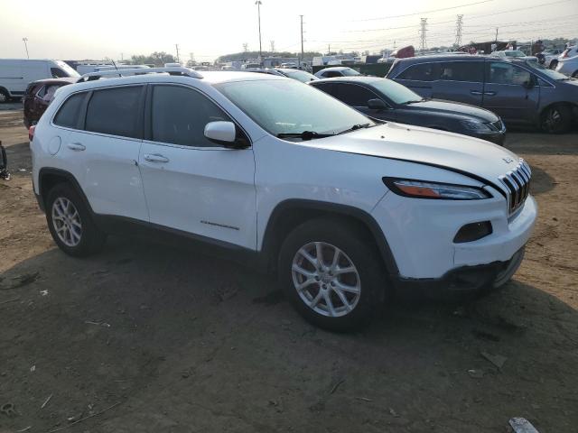 1C4PJMCS6FW558411 - 2015 JEEP CHEROKEE LATITUDE WHITE photo 4