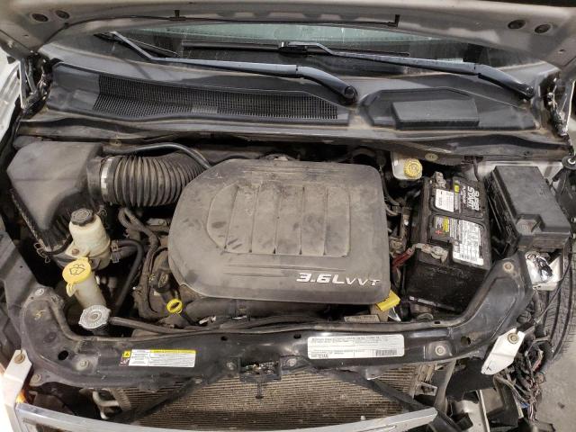 2A4RR8DG3BR775298 - 2011 CHRYSLER TOWN & COU TOURING L SILVER photo 12