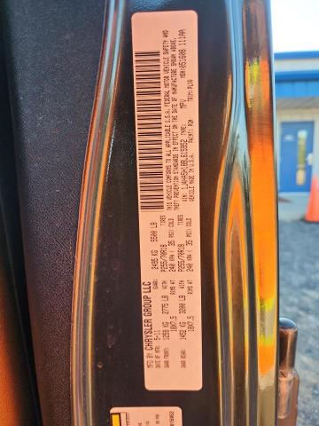 1J4HA5H18BL615952 - 2011 JEEP WRANGLER U SAHARA Verde foto 12