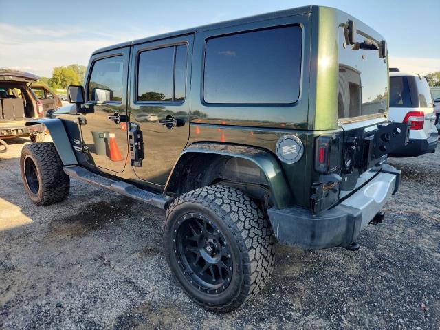 1J4HA5H18BL615952 - 2011 JEEP WRANGLER U SAHARA Verde foto 2