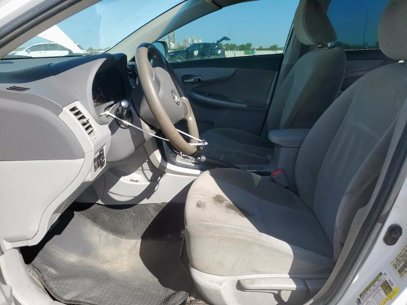 1NXBU4EE9AZ377280 - 2010 TOYOTA COROLLA BASE Білий фото 7