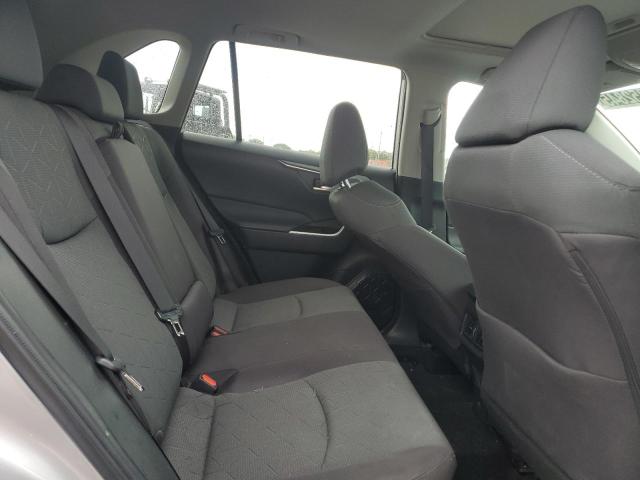 4T3RWRFV0PU094786 - 2023 TOYOTA RAV4 XLE Күміс фото 11