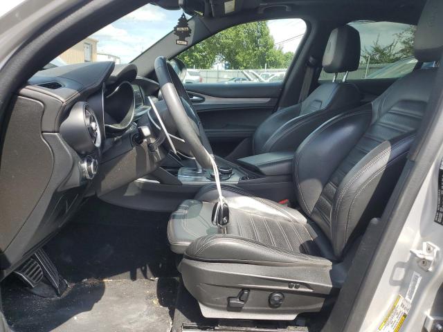 ZASFAKNN3J7C22667 - 2018 ALFA ROMEO STELVIO TI SPORT SILVER photo 7